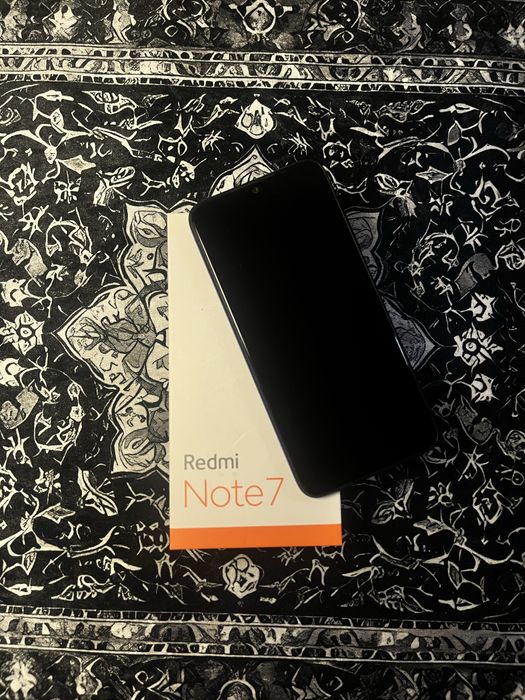 Телефон Redmi Note 7