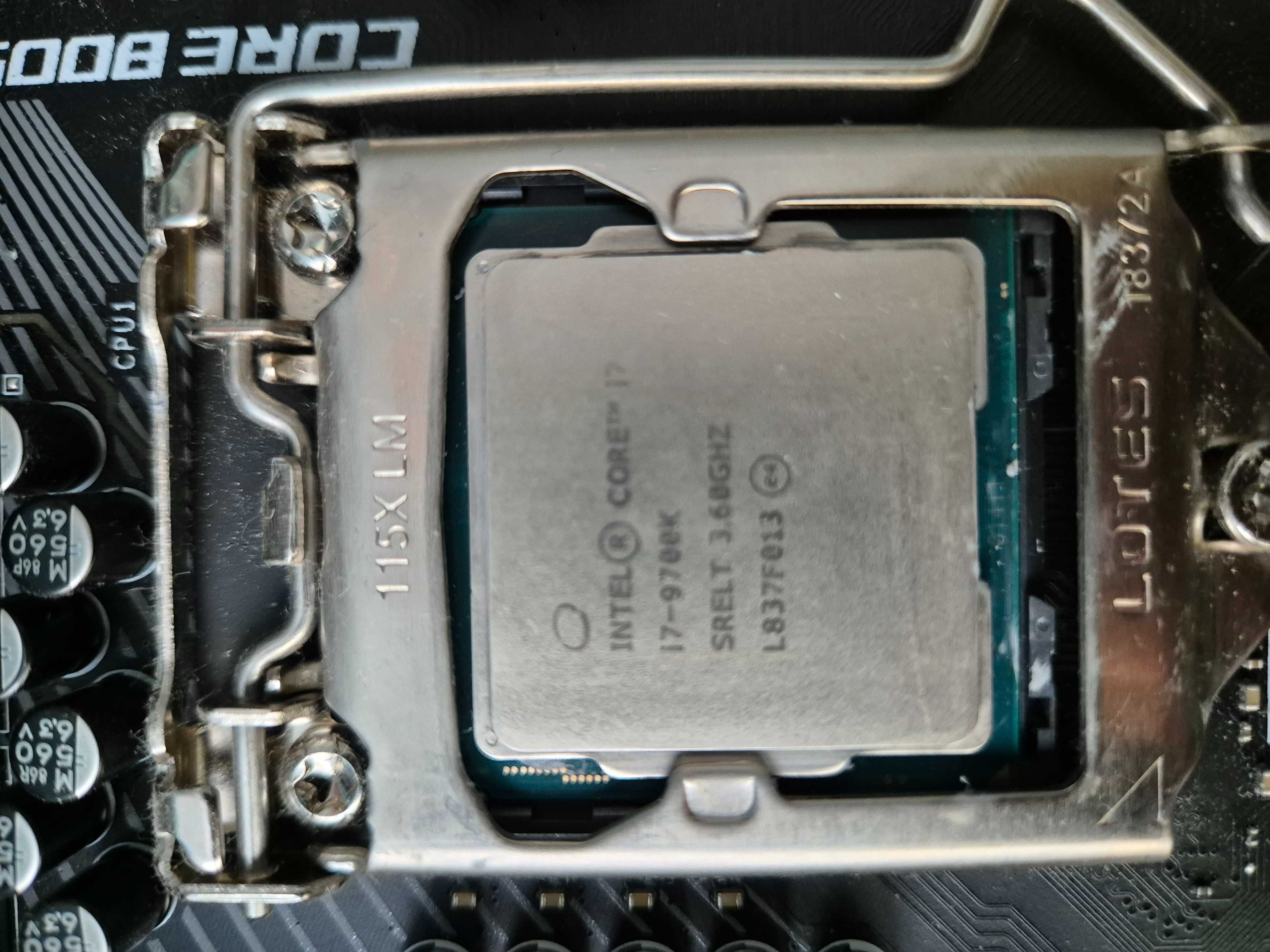 Процесор Intel Core i7-9700K 3.6GHz / 8GT / s / 12MB  s1151 BOX