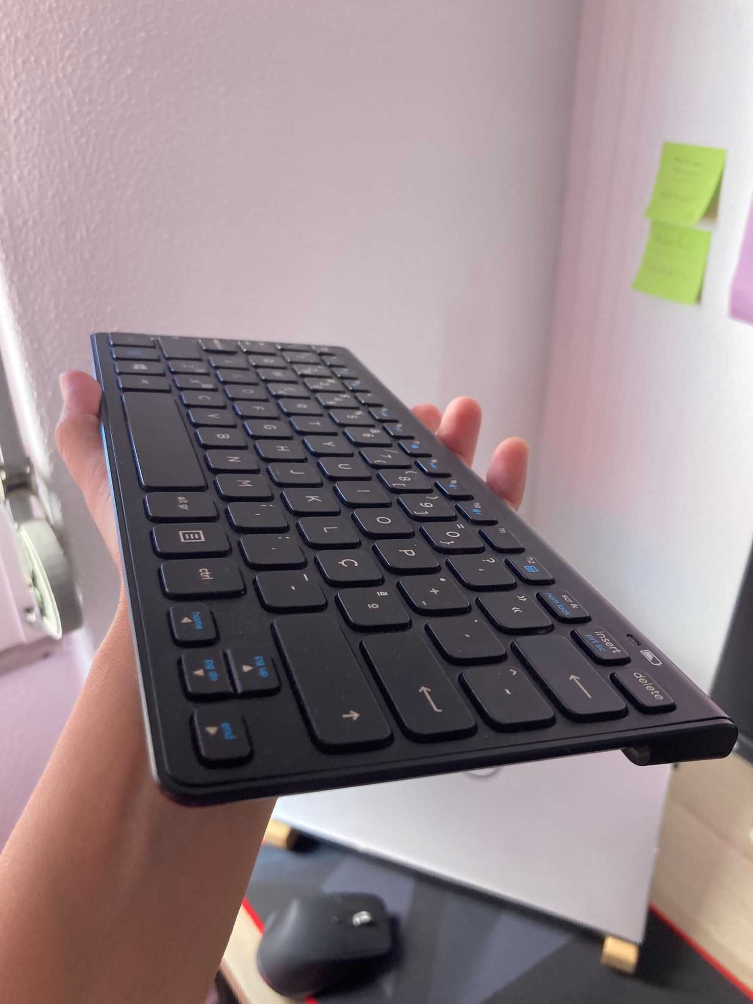 Teclado portátil HP sem fio Bluetooth