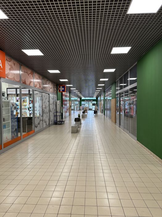 Lokal usługowy o powierzchni 85/45/20m2 przy Biedronce