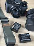 Fujifilm XT30 II jak nowy, zestaw z 2 obiektywami, bateriami i paskiem