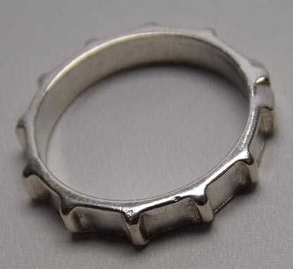 Srebrna obrączka różaniec  R.9.  3,3 mm.