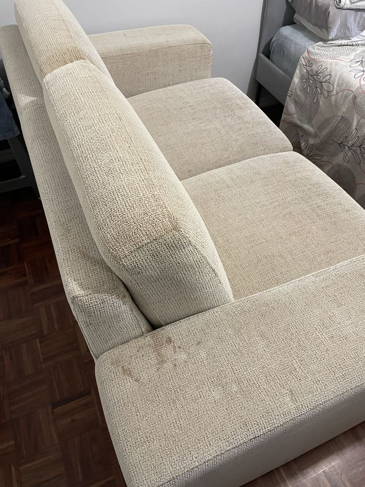 Sofá dois lugares