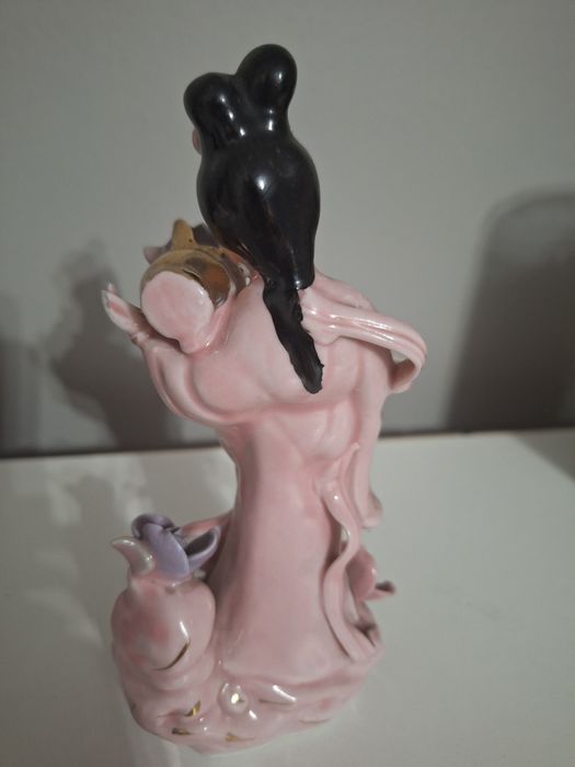 Figurka porcelanowa Gejszy.