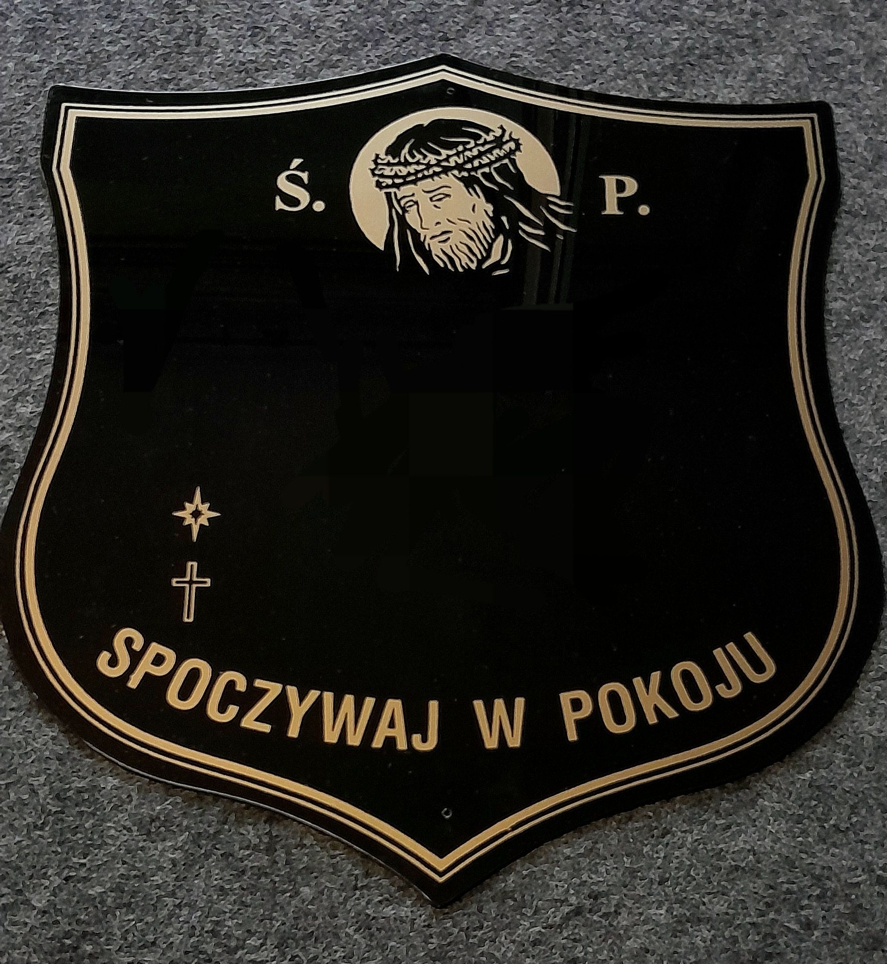 Tablica na cmentarz Wszystkich Świętych  tabliczka na krzyż