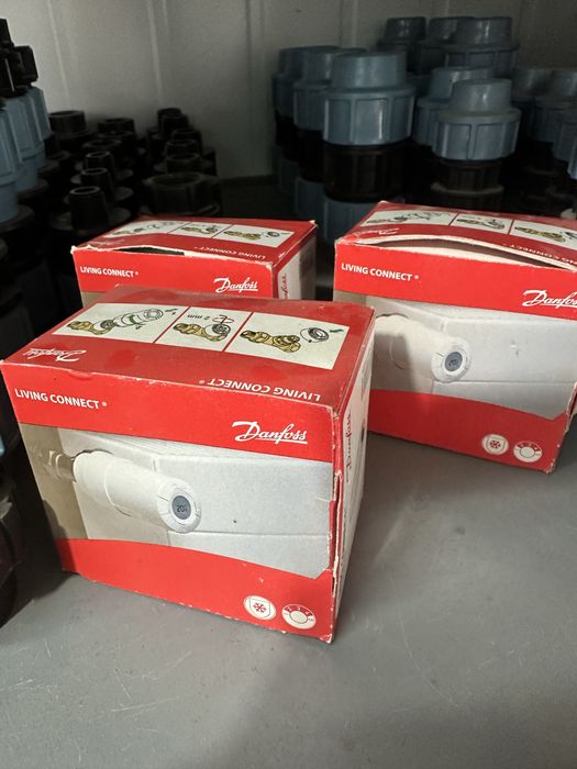 Термоголовка електронний радіаторний термостат Danfoss Living Connect