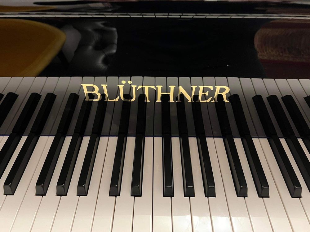 Fortepian Bluthner jak nowy 230 cm Wawa