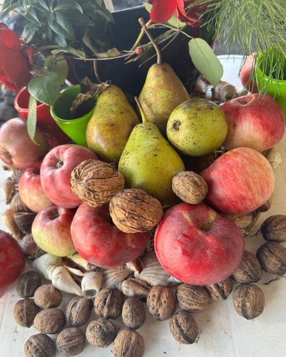 Eco orzechy wloskie z i jablka prosto z sadu