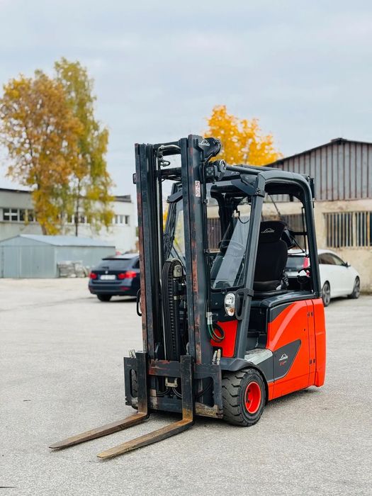 Linde E18H-02  Linde E18-02 2016 | 1.8T | TRIPLEX 5.22m | Elektryczny wózek widłowy |