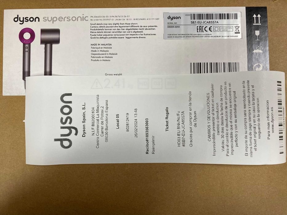 Фен Dyson Supersonic HD 03 дайсон