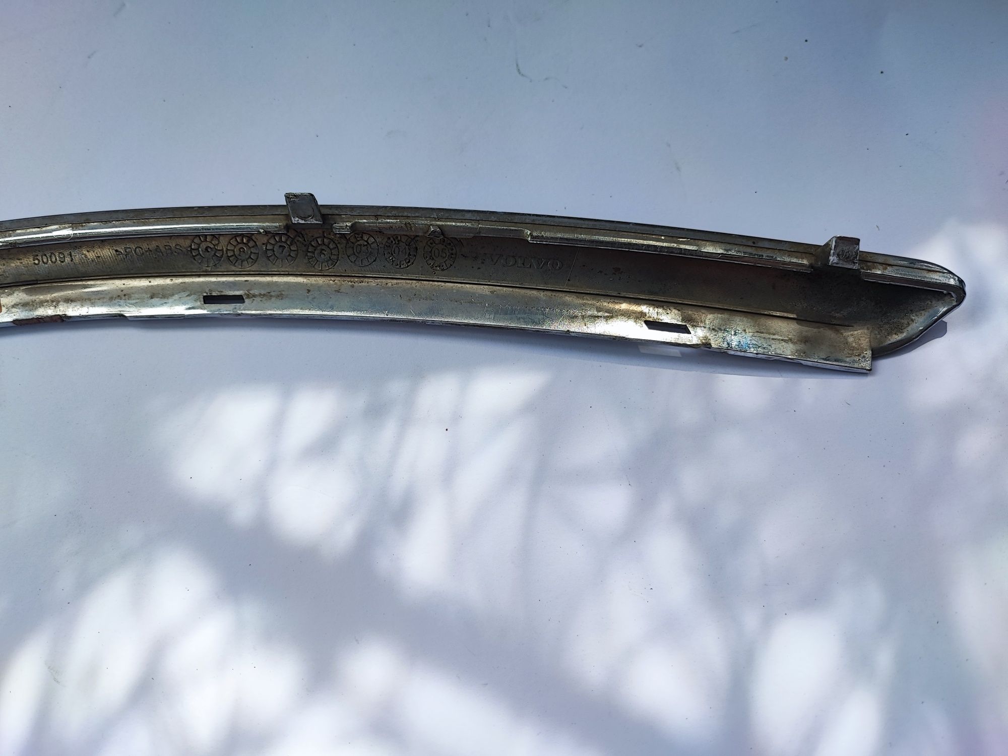 Listwa zderzaka Volvo V70 04-07 chrom