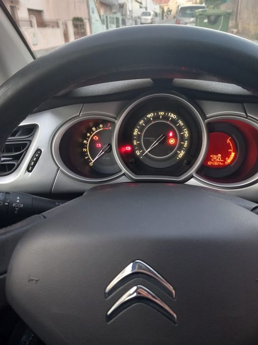 Citroën C3 1.4 75 cv 5p Airdream Sedution de Abril de 2011 Nacional