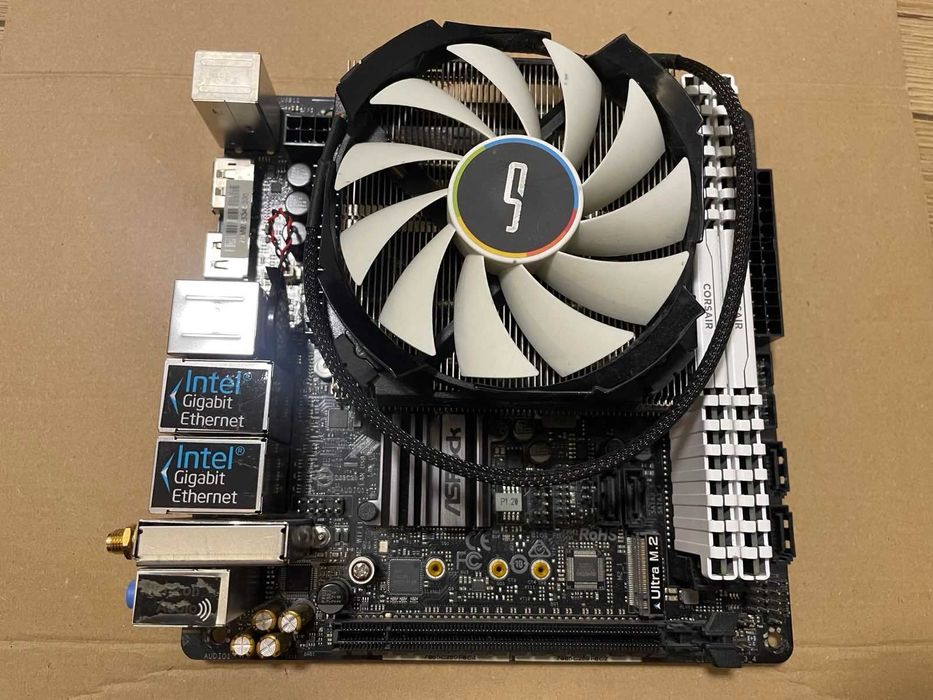 Asrock 370M-ITX/ac, i5 9600k, 16Gb Corsair, cooler