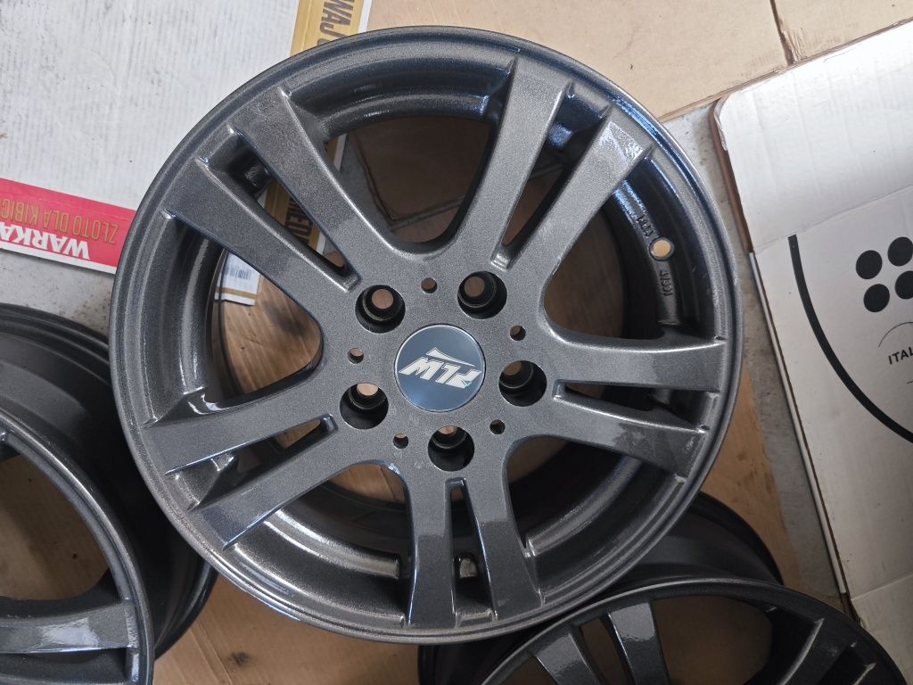 Felgi Audi Volkswagen Seat Skoda 5 5x112 5jx15 et45