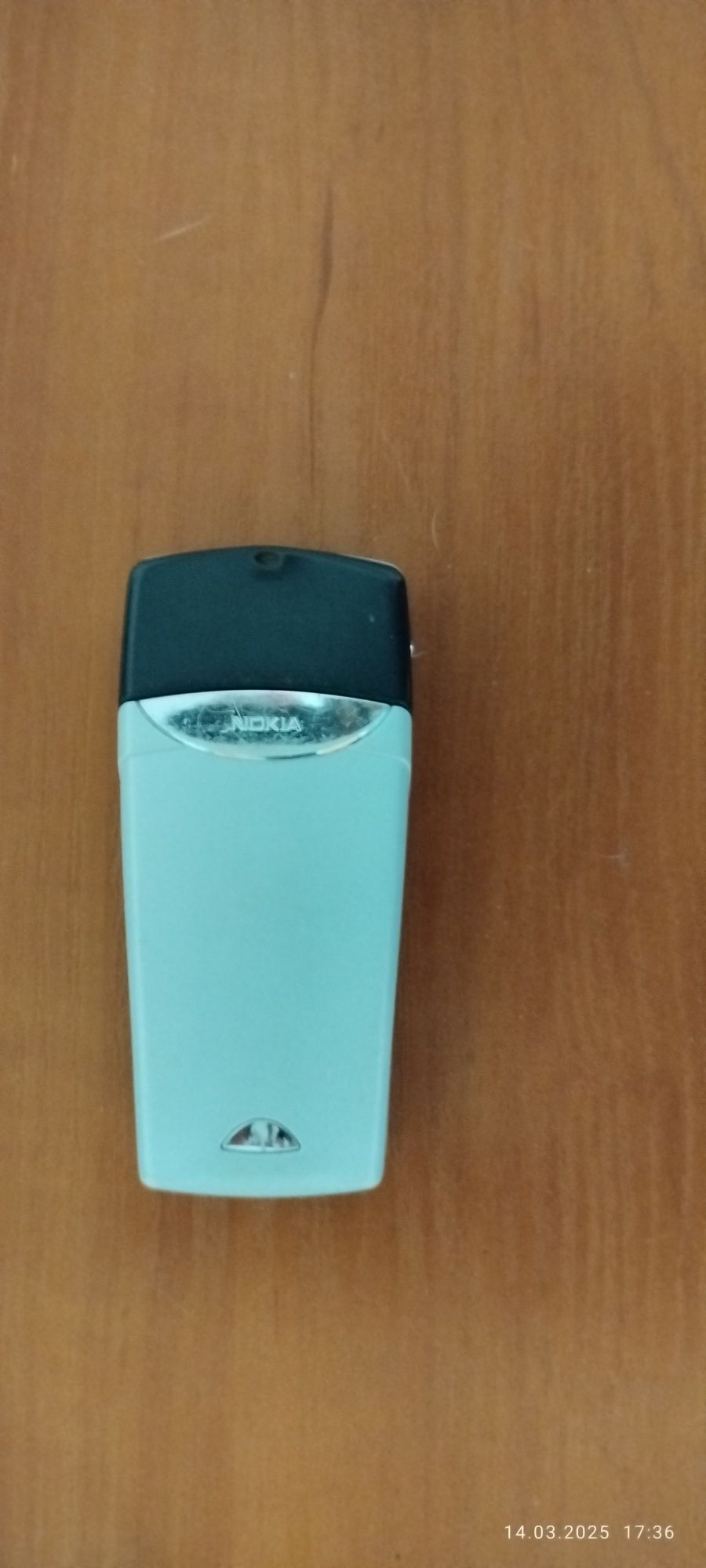 Nokia 8310 kultowa