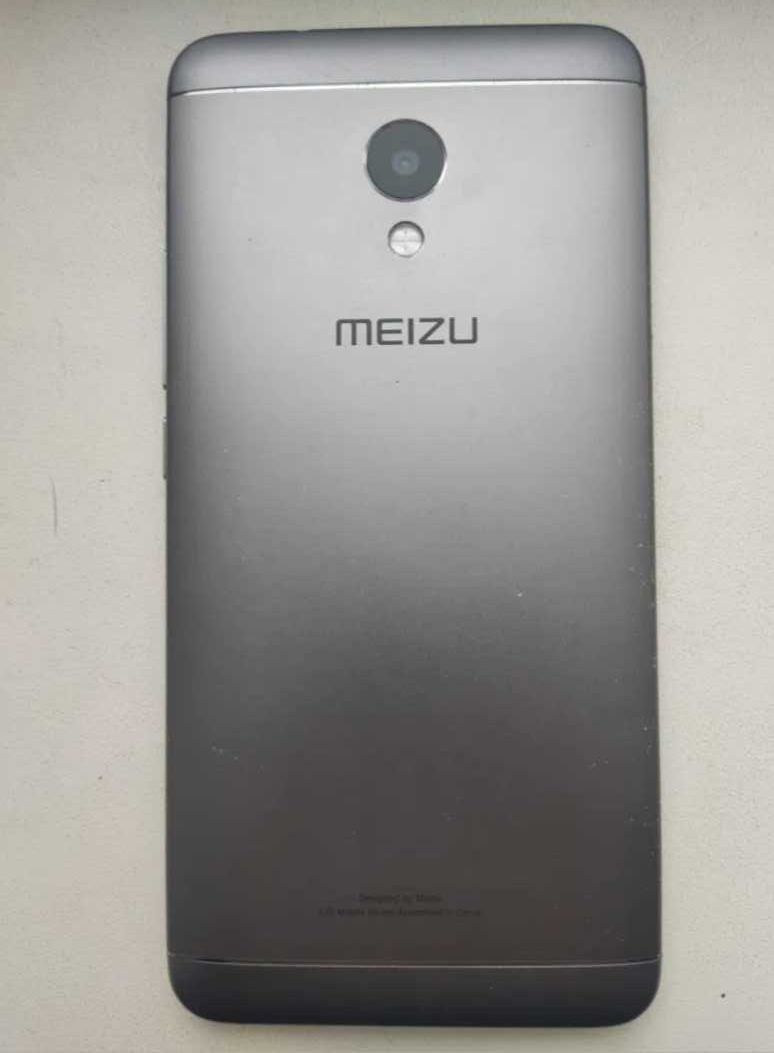 Смартфон Meizu M5s (2017) Екран: 5.2 " Пам'ять: 32 ГБ + ОЗП 3 ГБ