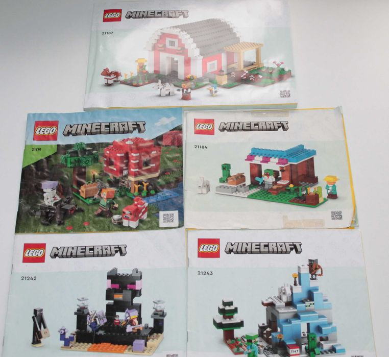 LEGO Minecraft zestawy ponad 100 figurek
