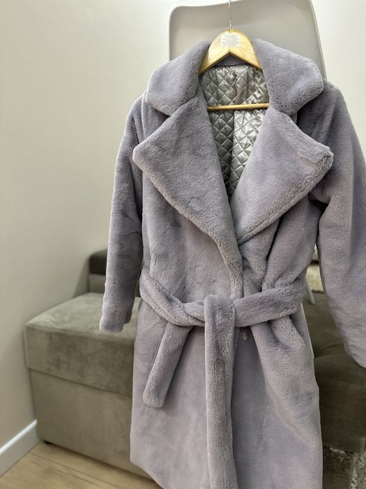 Шубка з еко хутро,розмір S-M