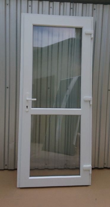 Drzwi zewnętrzne sklepowe  105-210 białe Dostawa CAŁA POLSKA, OD RĘKI