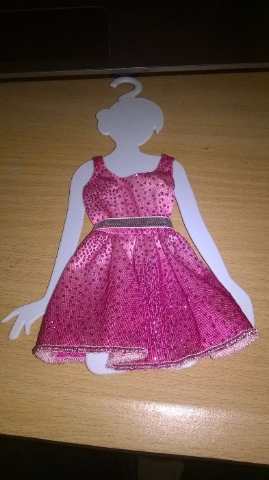 Vestido Barbie Fashionista