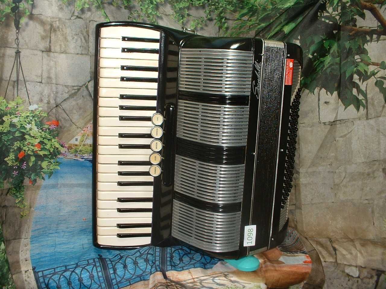 Acordeão Avenda R, .1098