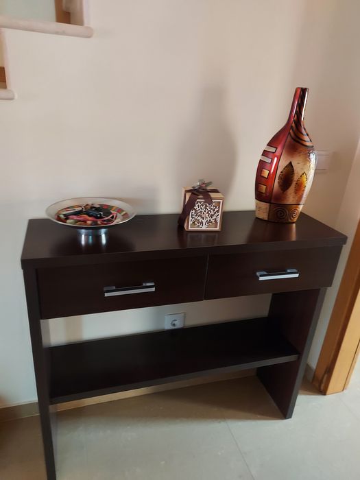 Consola wengue design elegante