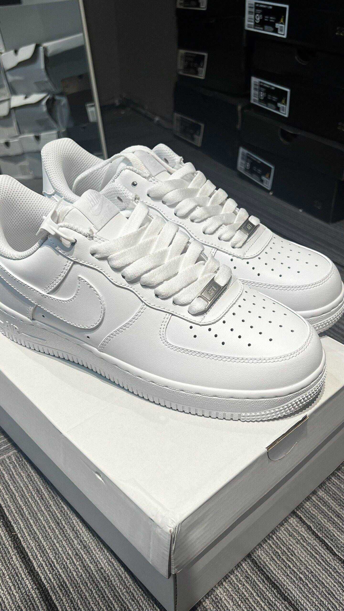 NikeAirForce1Low'07White-Nowe i nieuzywane R.40
