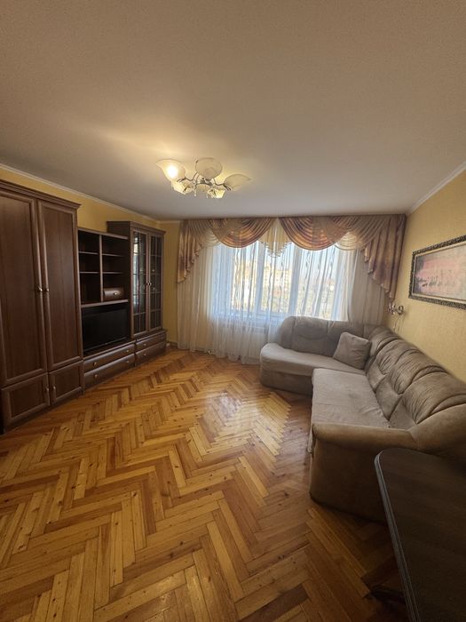 Продаж 2-х кімнатної квартири м.Шептицький