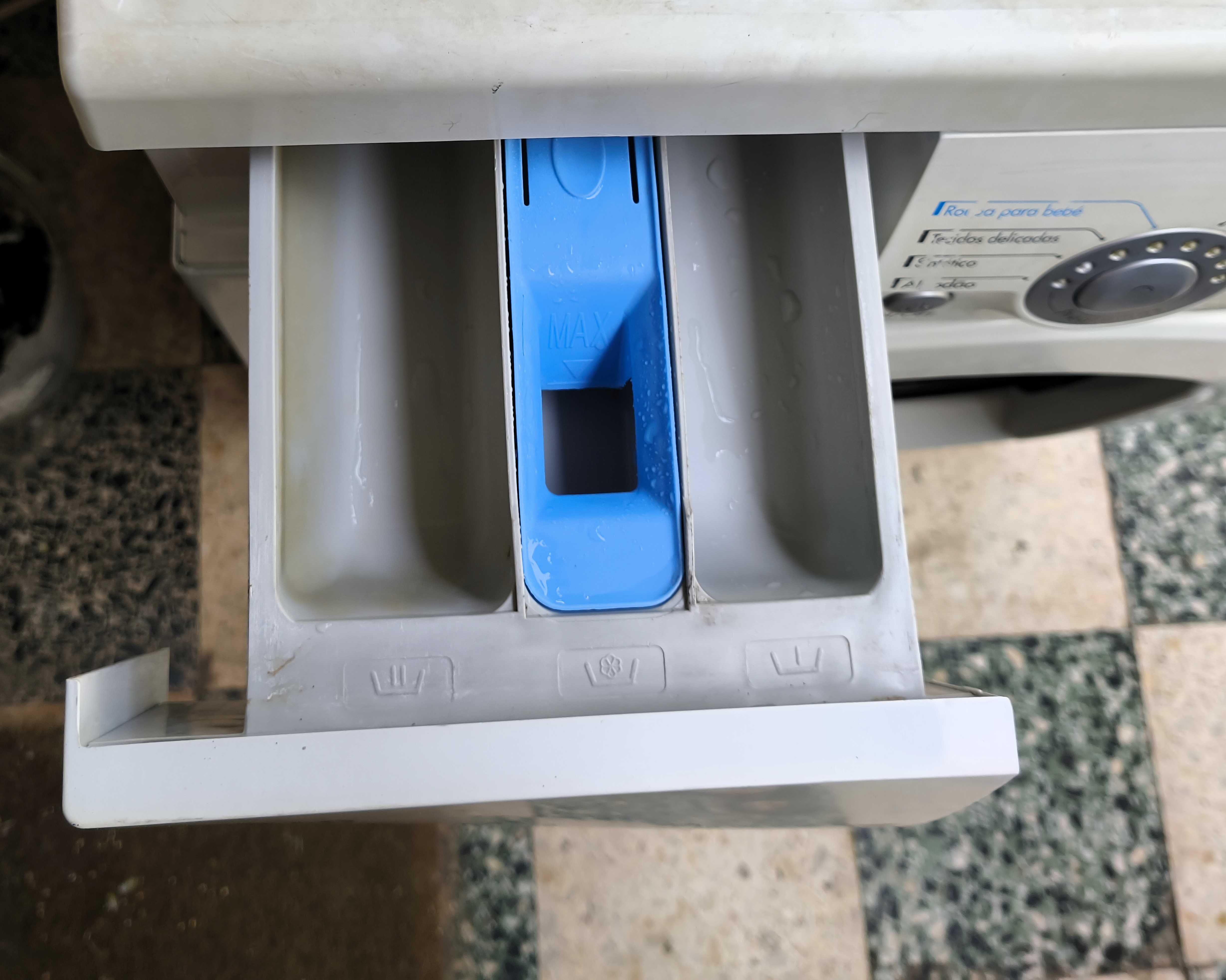 Máquina de Lavar Roupa LG 7 kg  (entrega)