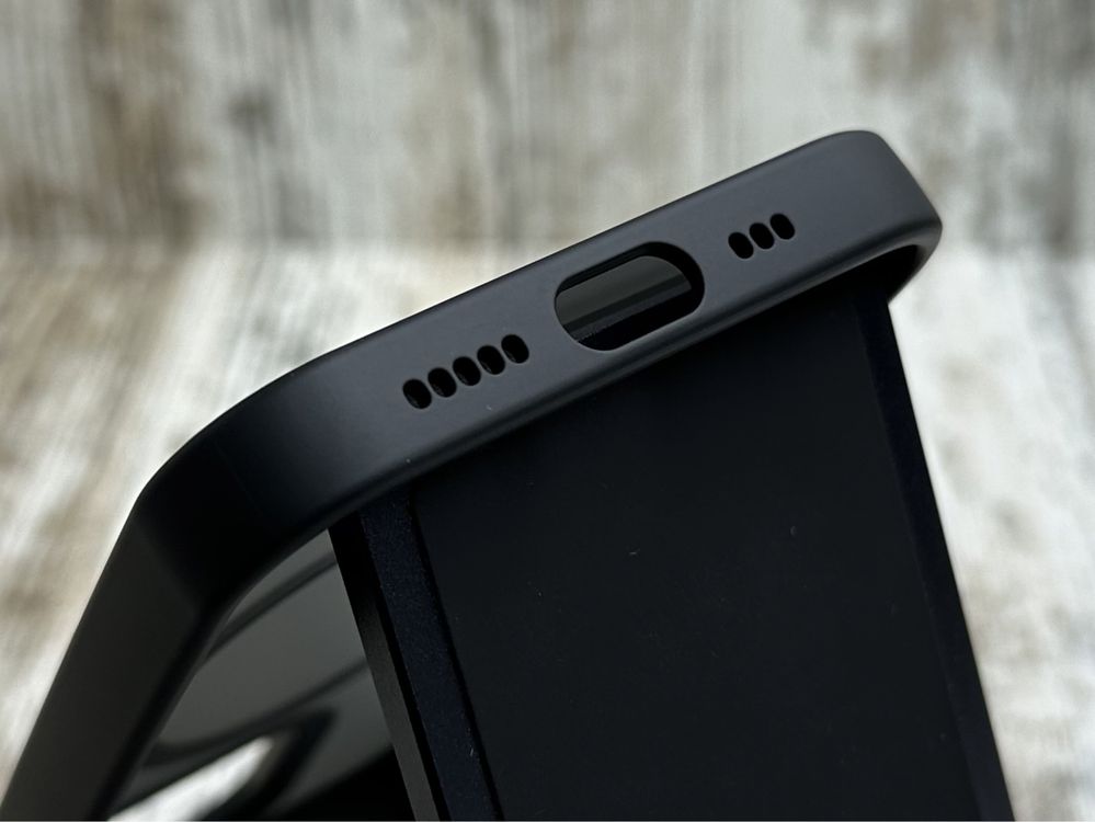 Чехол матовый с MagSafe на IPhone 14 Pro/ 14 Pro Max/ 14.