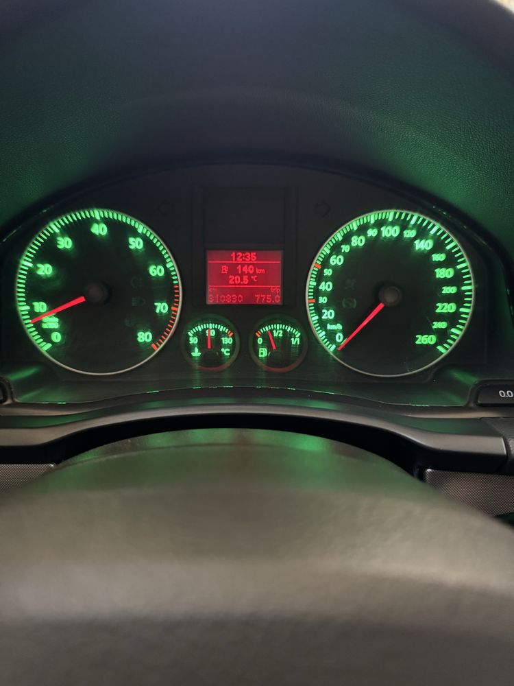 Продам VW Golf 5 2005 рік.