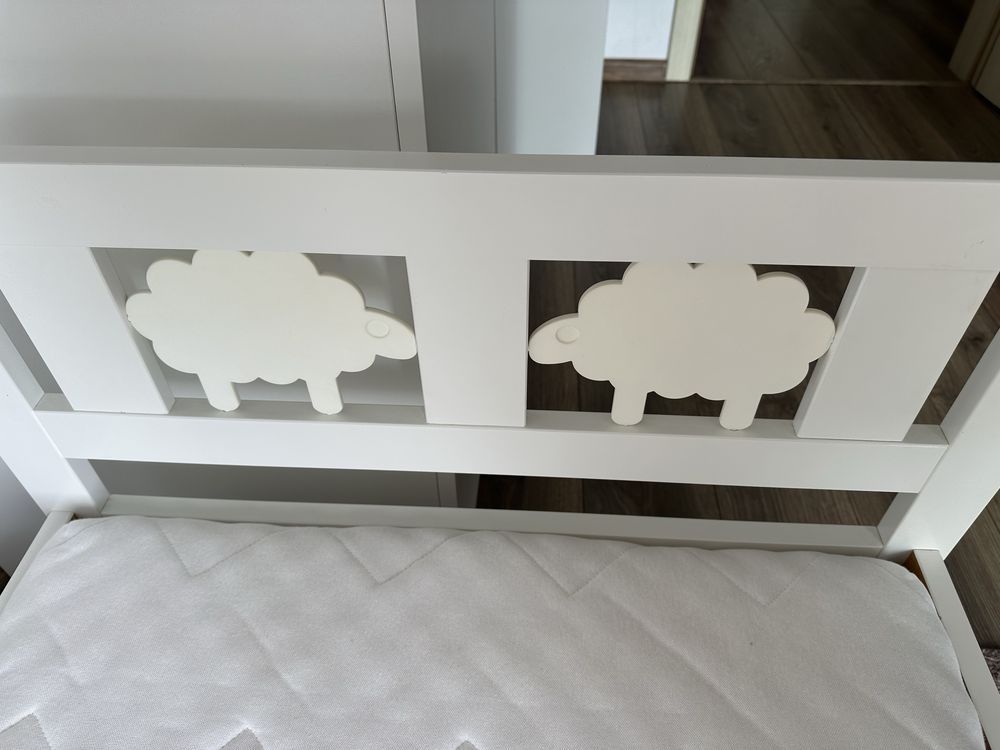 Zestaw: rama łóżka Kritter 70x160, dno/stelaż, materac, barierka