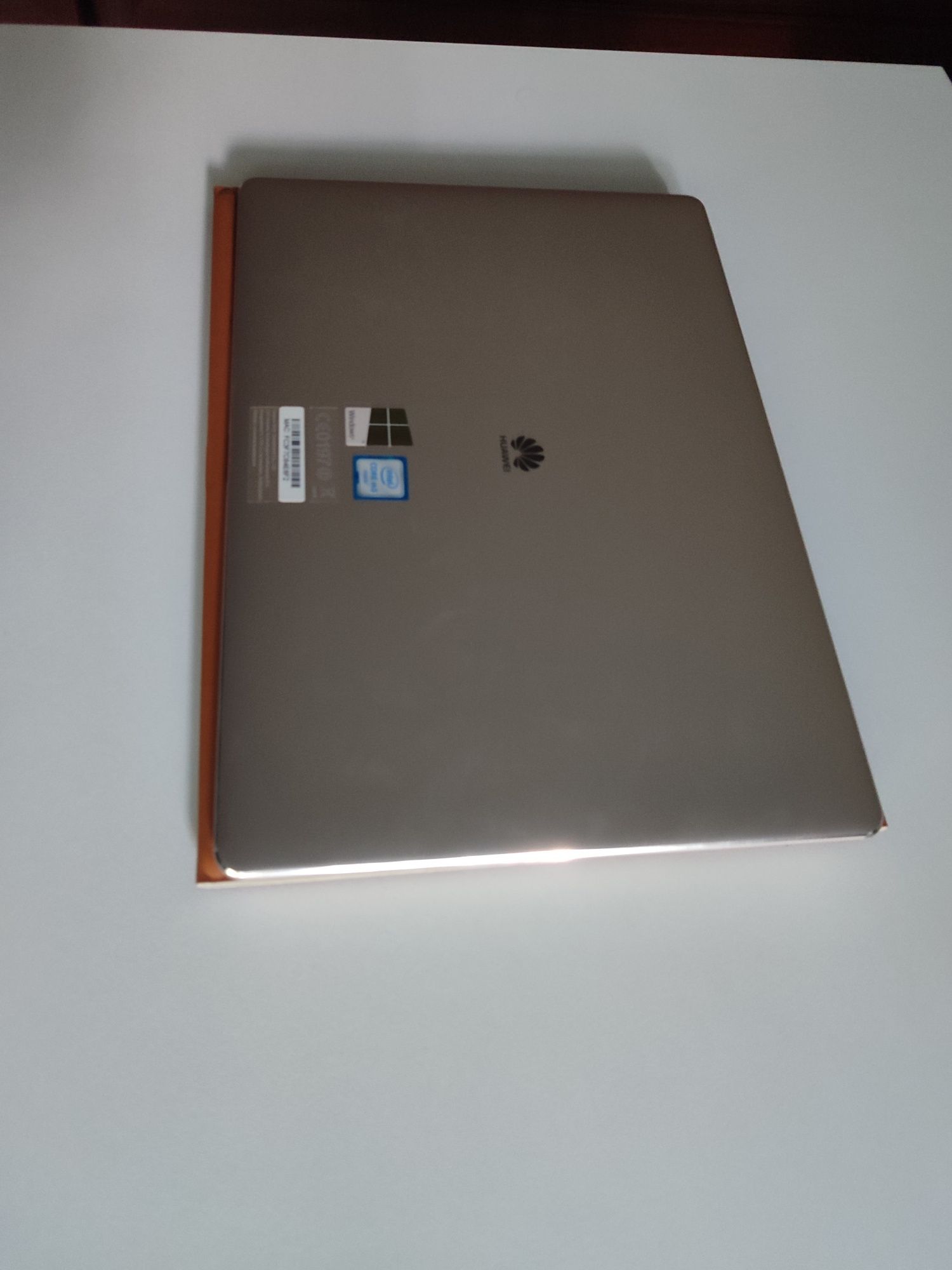 Huawei Matebook 12 dotykowy wind 10 funkcja tabletu