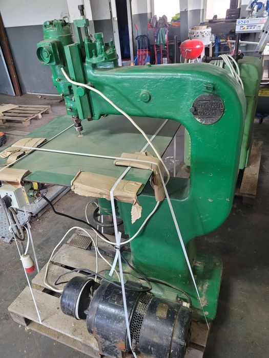 Frezarka górnowrzecionowa INTERWOOD