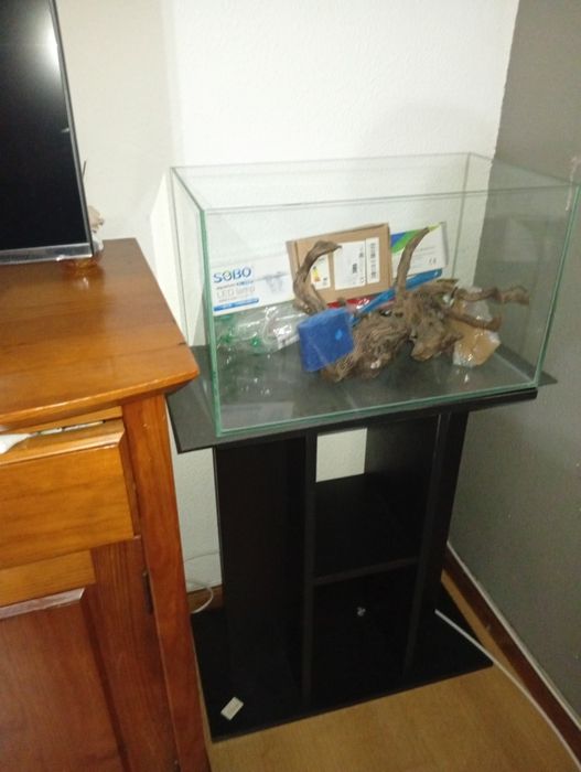 Vendo aquário como novo