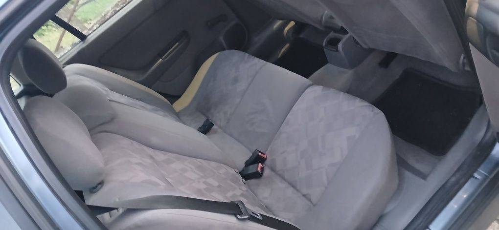 Opel astra 1.4 16v 98