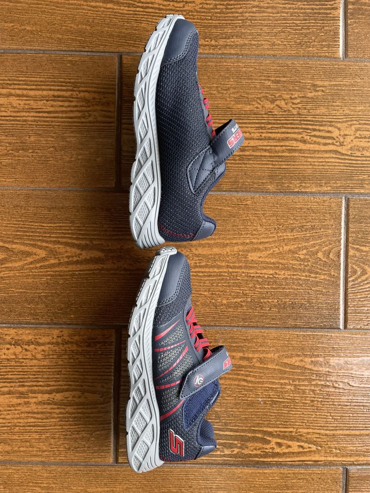 Skechers S-light 30