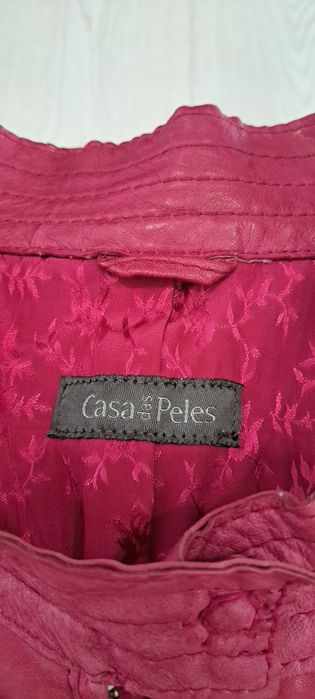 Blusão imitação pele rosa