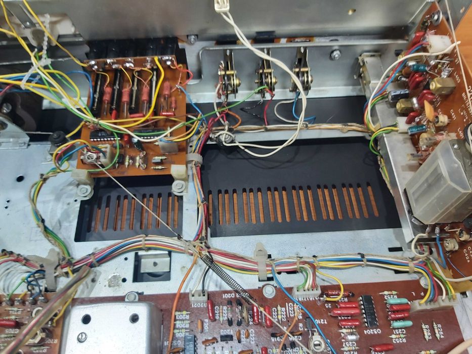 UNITRA DIORA  Tuner  TSH 113 stan kolekcjonerski po pełnym serwisie.