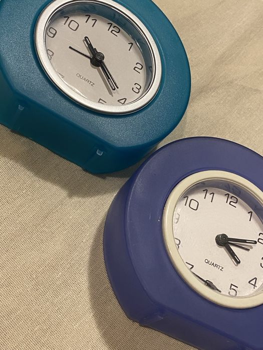 Pack 2 relogios de mesa/parede