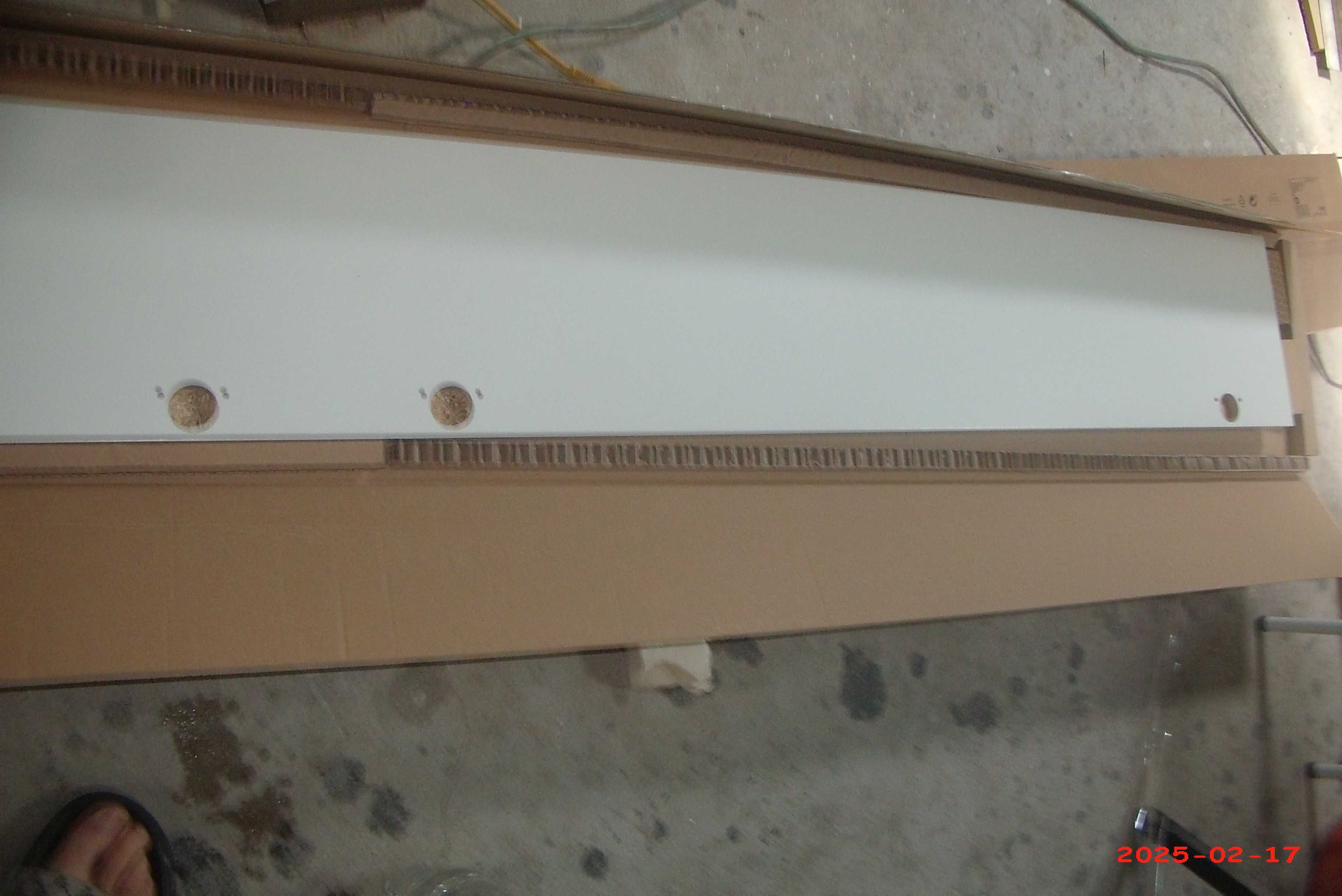 Vendo 3 portas Ikea 25x2.29 Forsand branco 25 euros cada