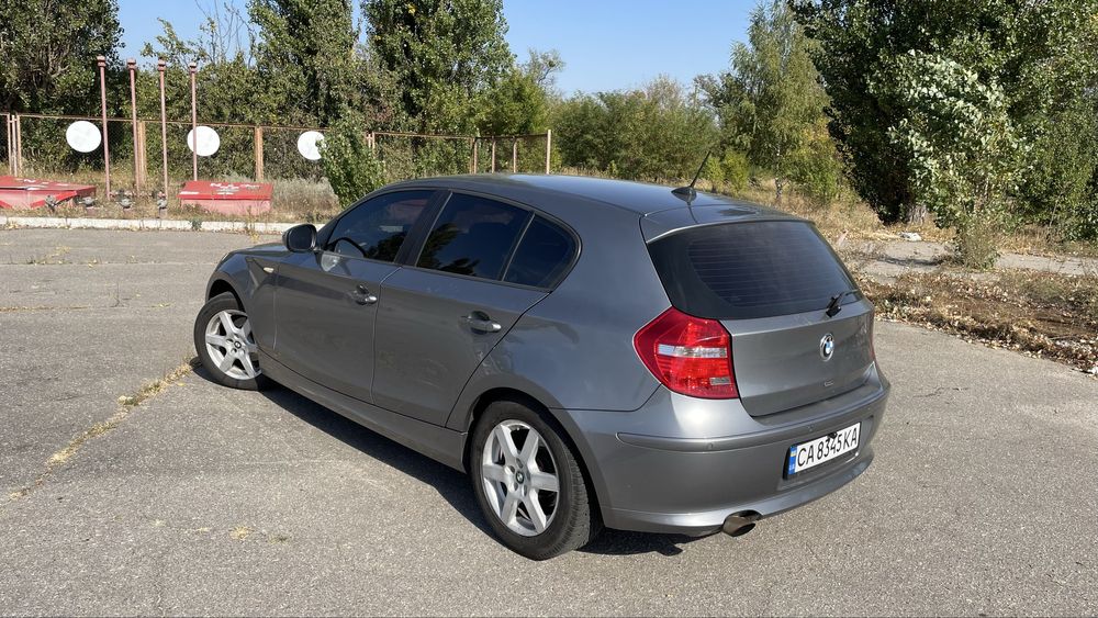 BMW 1 series 2.0 бензин