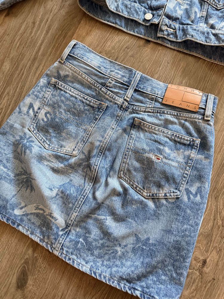 Костюм піджак і спідниця Tommy Jeans