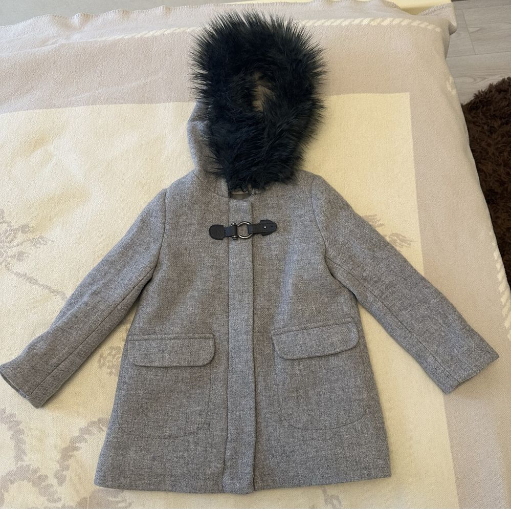 Пальто на дівчинку Zara