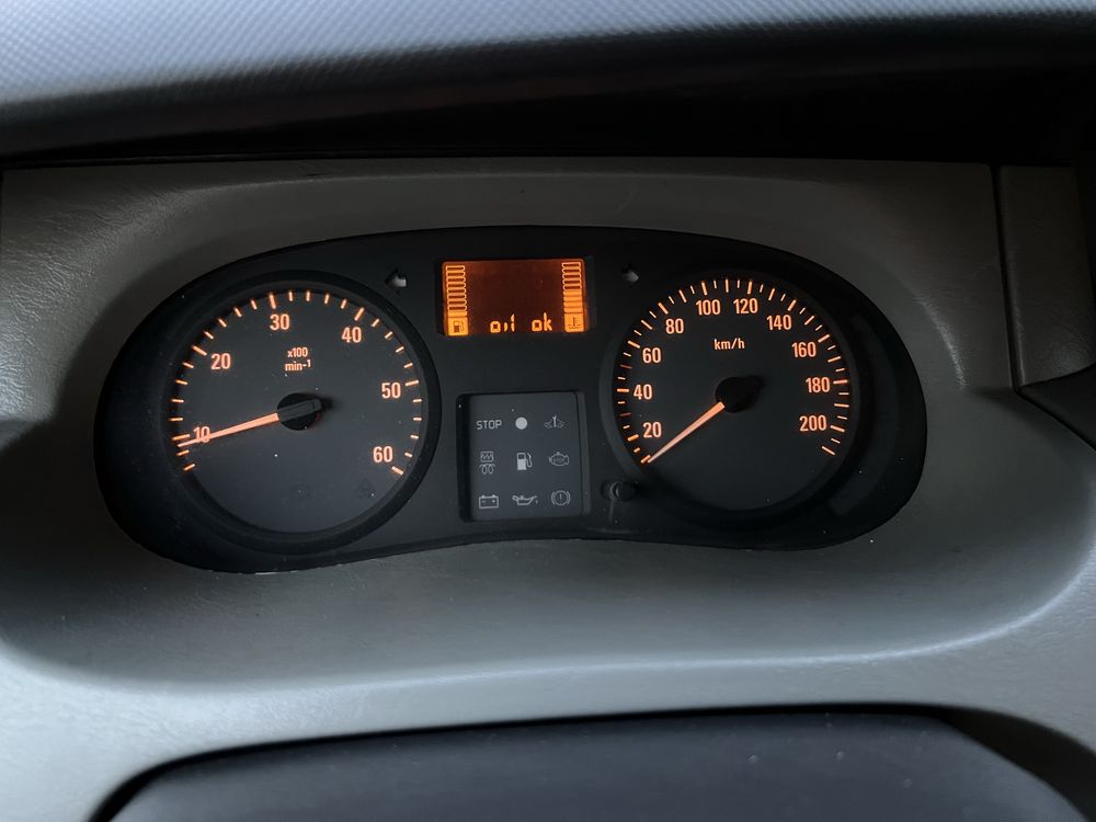 Opel Vivaro Long пассажир 6 мест , категория ..В..