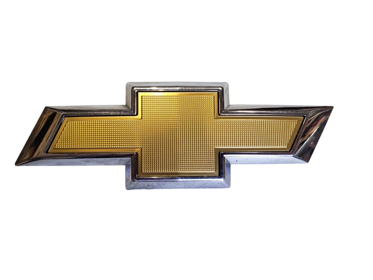 Эмблема задней двери багажника ляды Chevrolet Blazer 3.6 разборка