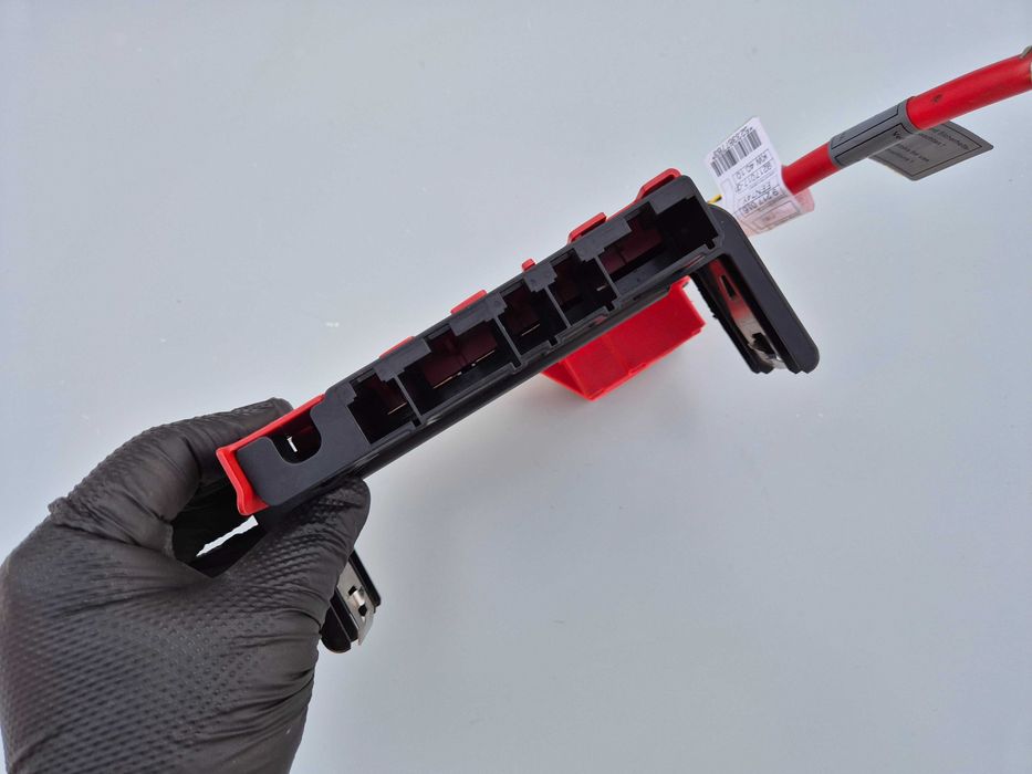 Klema Plusowa Pirotechniczna Prądu Nabój BMW E81 E82 E87 E90 E91 E92