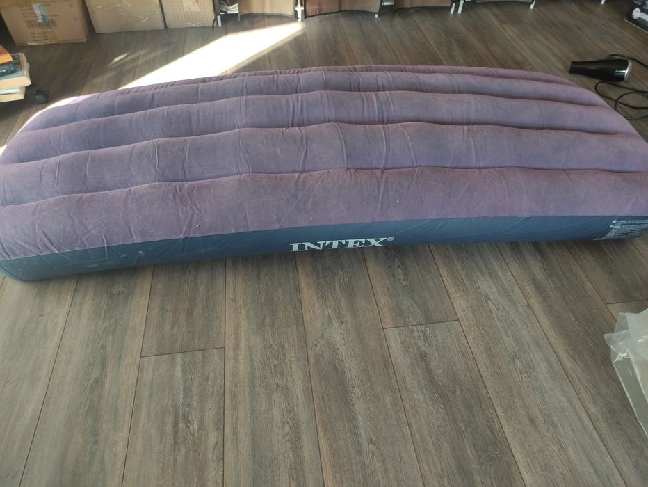 Матрац Intex одномісний