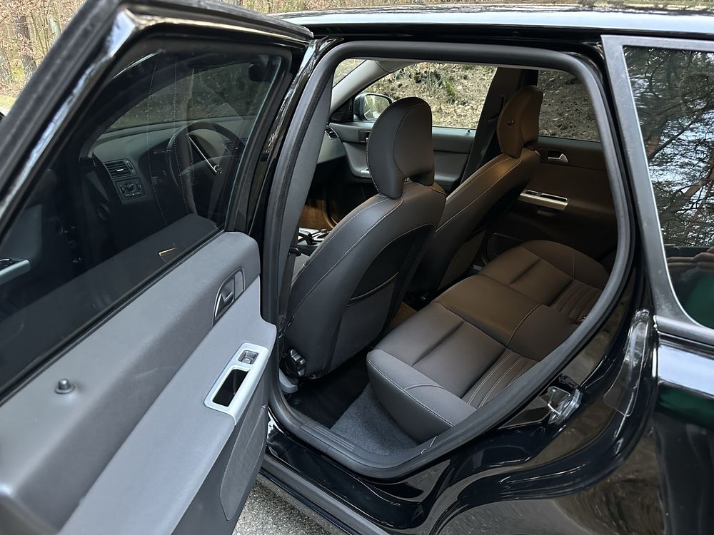VOLVO V50 D3 2.0D
