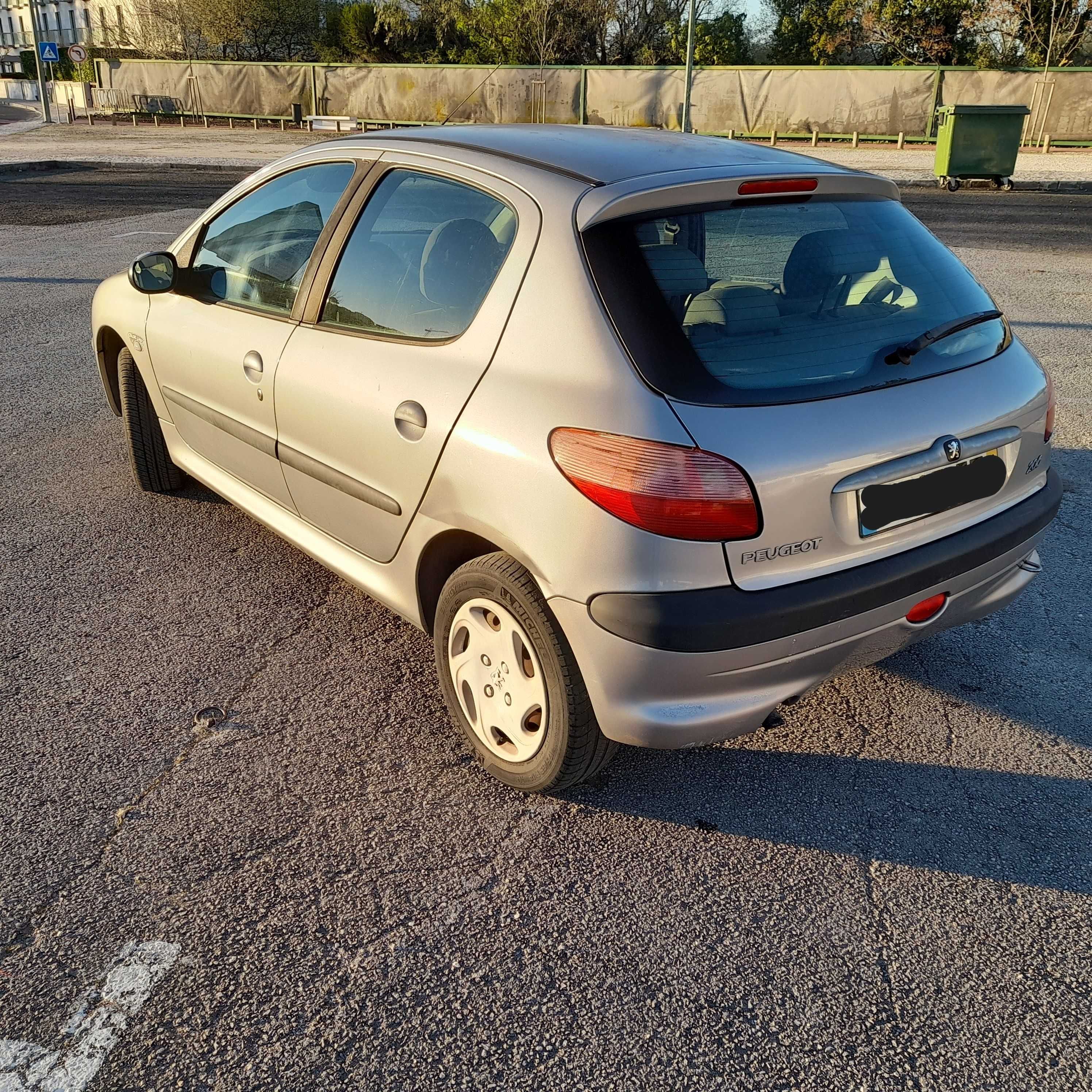 Peugeot 206 1.1 Color Line